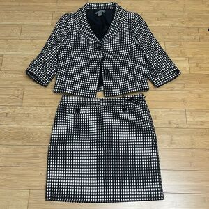 ANN TAYLOR suit set WOMEN'S BLACK-WHITE PATTERN BUTTON DOWN JACKET/SKIRT NWOT